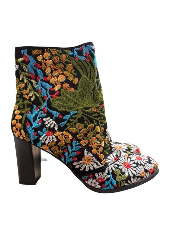 Coconuts by Matisse Shoes - COCONUT BY MATISSE FLORAL EMBROIDERY ANKLE BOOTS NWOT